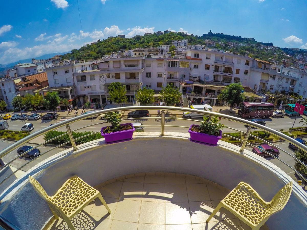 Hotel Freskia Gjirokastër Dış mekan fotoğraf